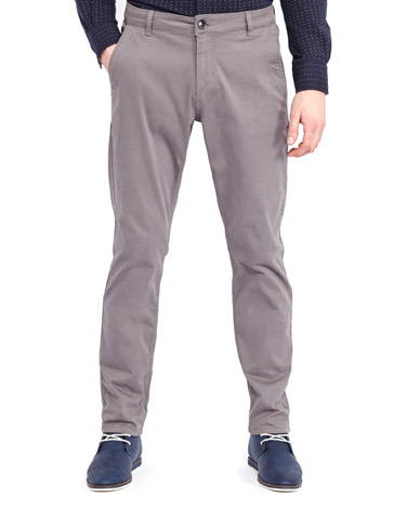 Centered Four Pocket Cotton Chinos